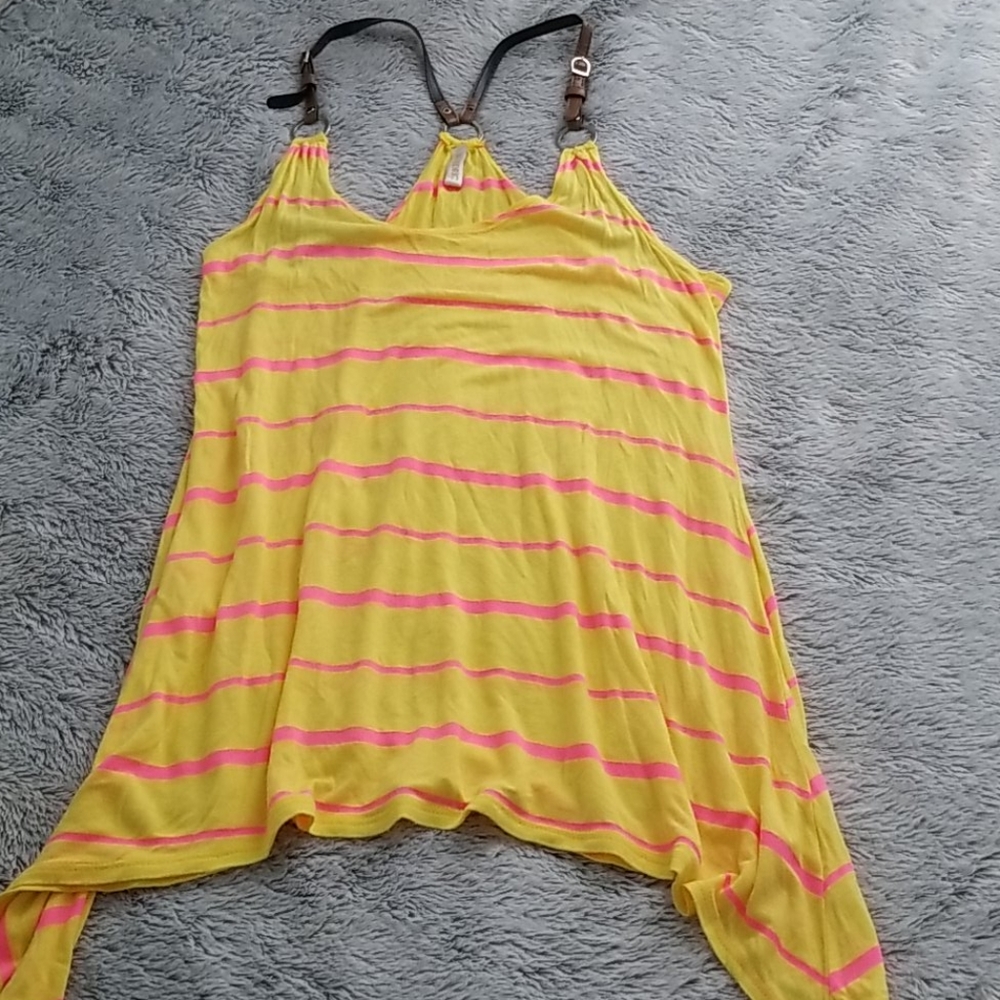 M. Fredric summer flowy top